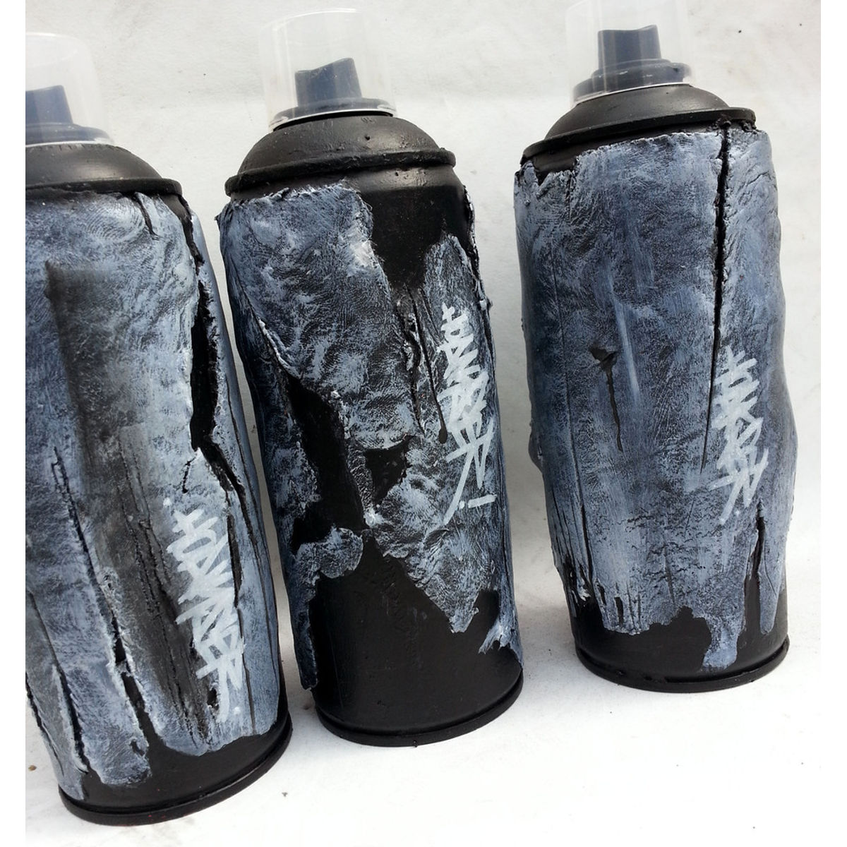 FACE CUSTOM SPRAY CANS