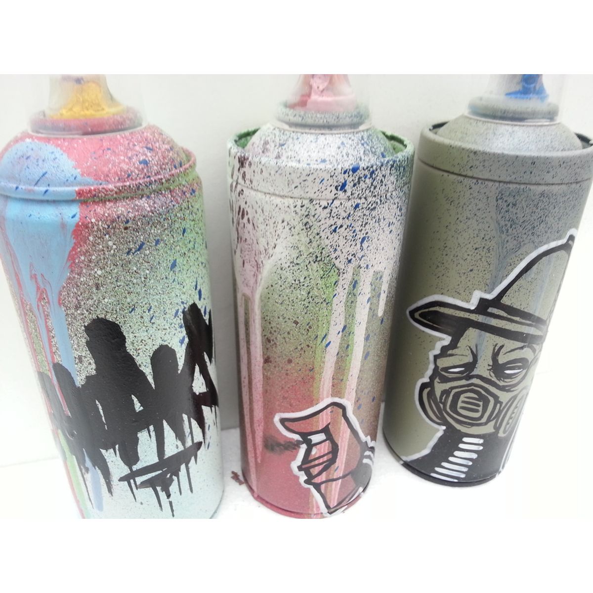 GRAFFITI CUSTOM RECYCLED AEROSOL CAN ART SET