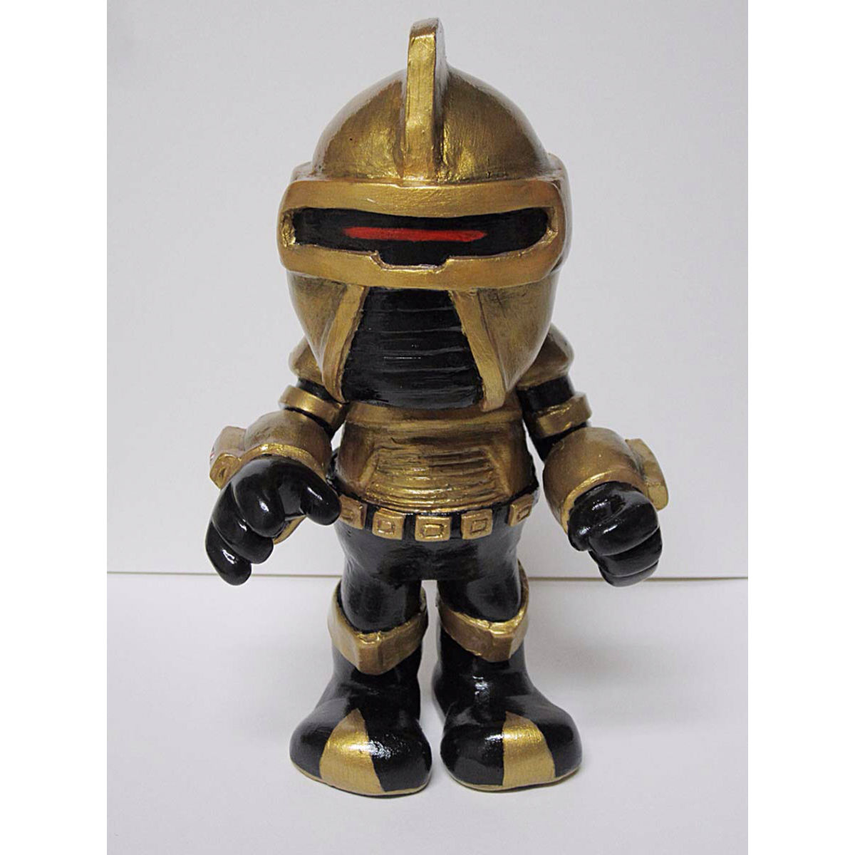 Gold Cylon