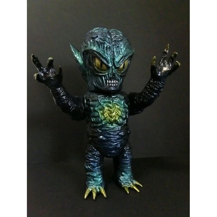 Invader-X - blue by Skull Head Butt