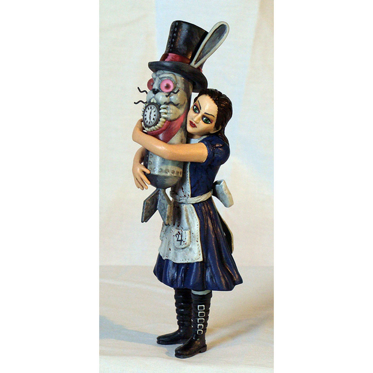 McGee's Alice in Wonderland 'Banksy' Custom
