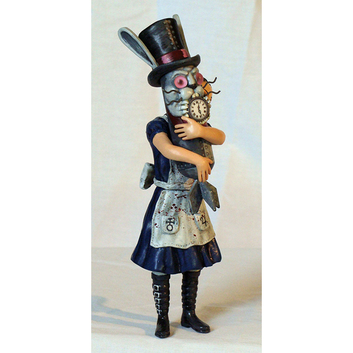McGee's Alice in Wonderland 'Banksy' Custom