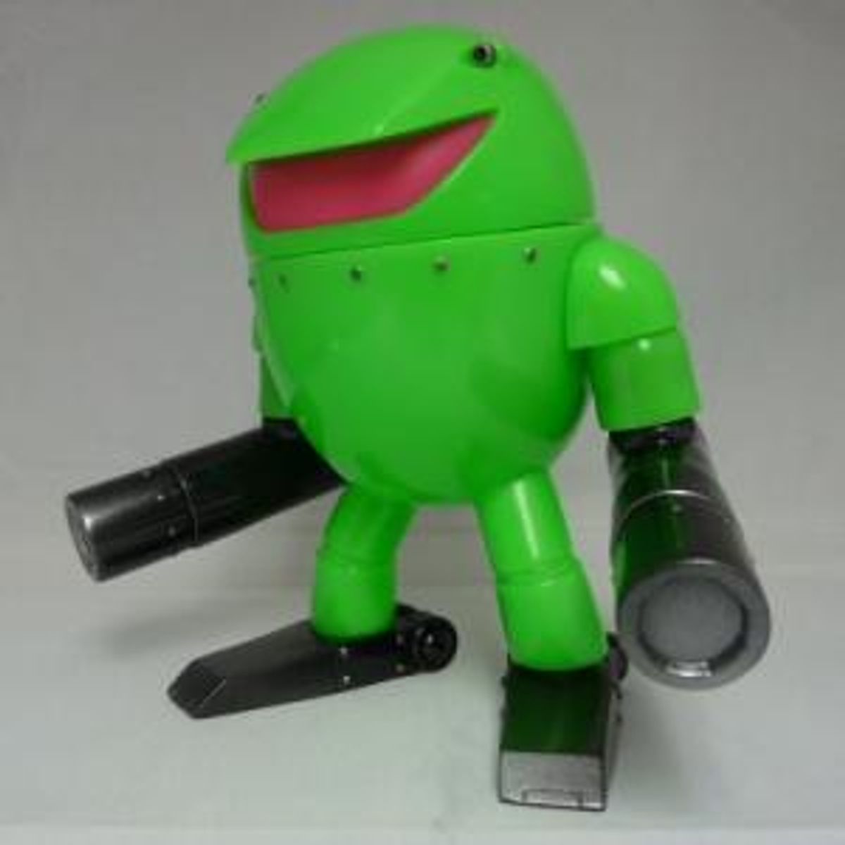 Robot Nine "Chaser" - Animated Green-Pink eye-