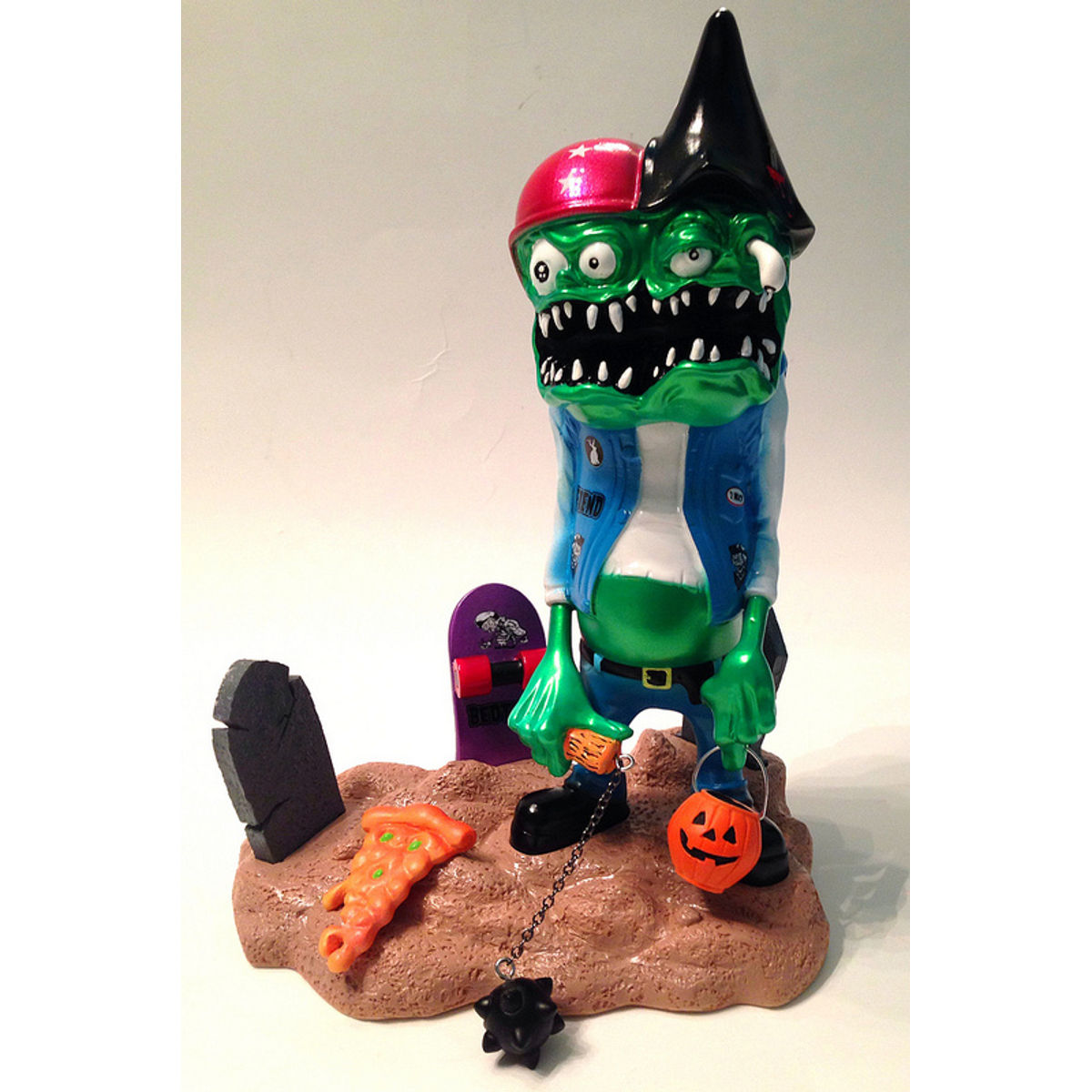 PAINTED TWO MUCH RESIN KIT