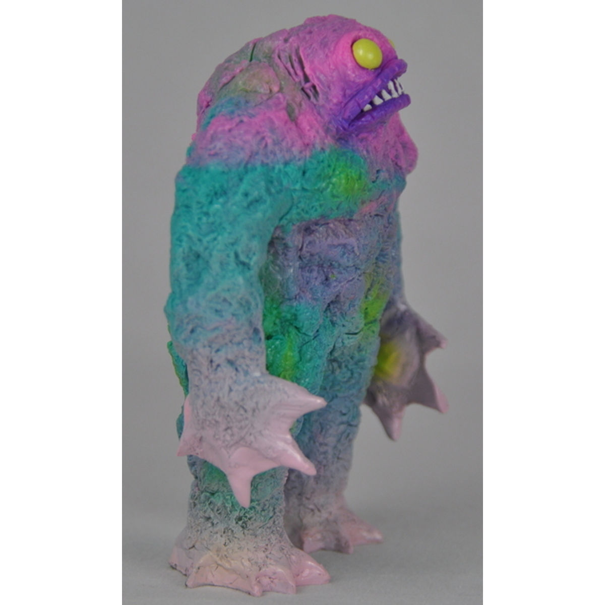 Kaiju Rhaal: Neon Pink/Teal Marbled