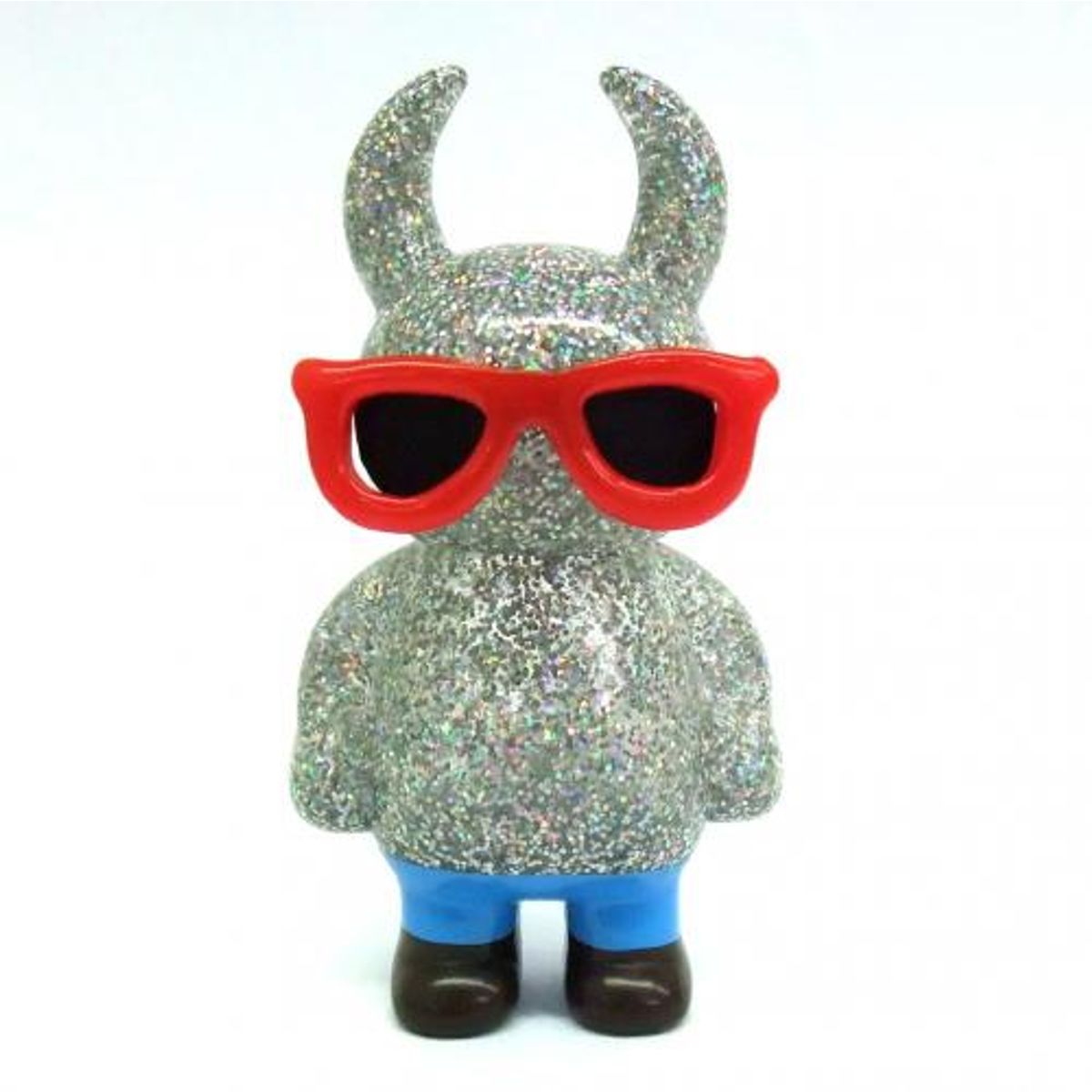 Uamou - red sunglasses c Amoudara denim ver