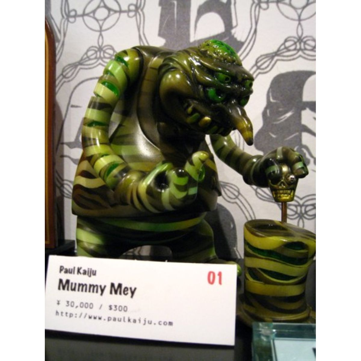 Mummy Mey by Paul Kaiju