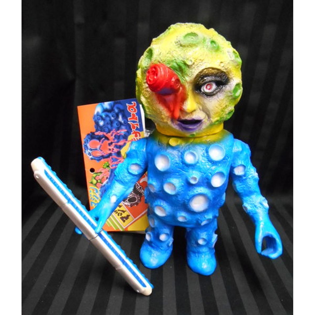 Yusei Majin Moon - blue/yellow