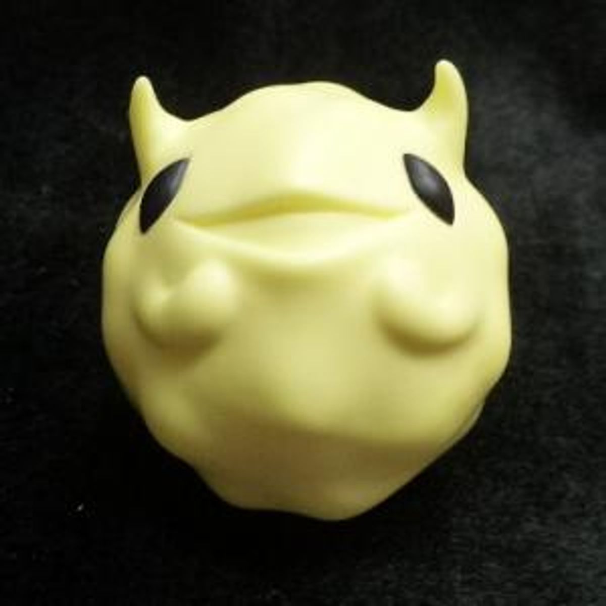 POWANON - YELLOW × black-EYE