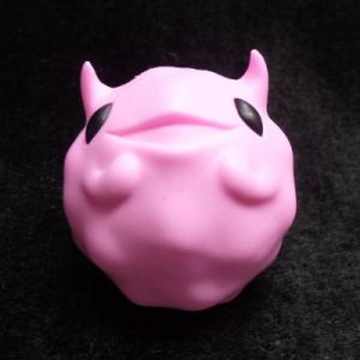 POWANON - pink × BLACK-EYE