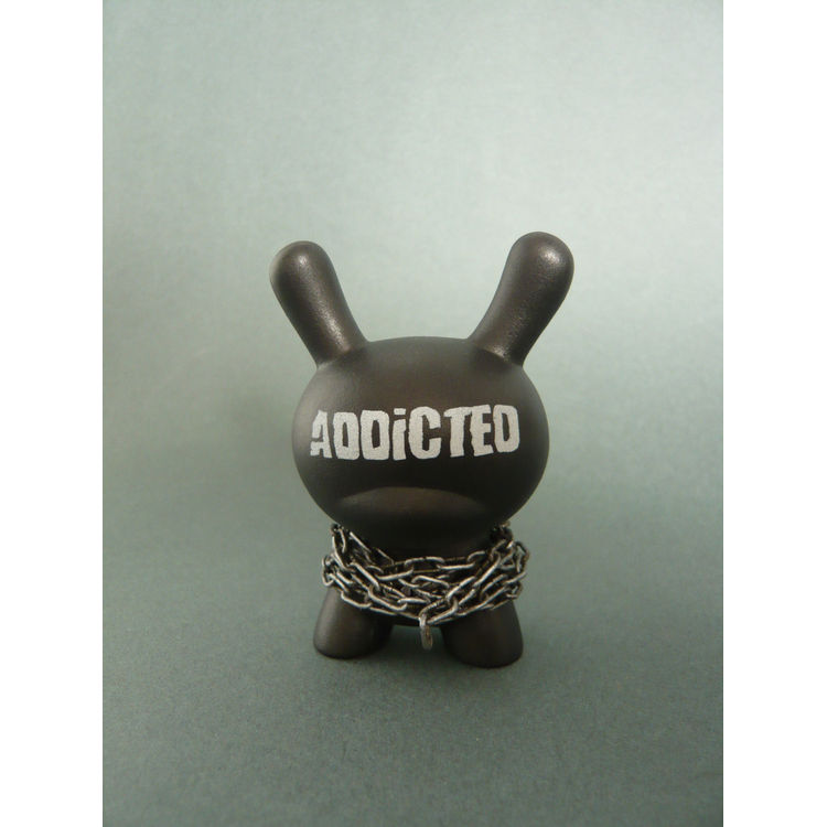 Addicted (Black) by Teimaru