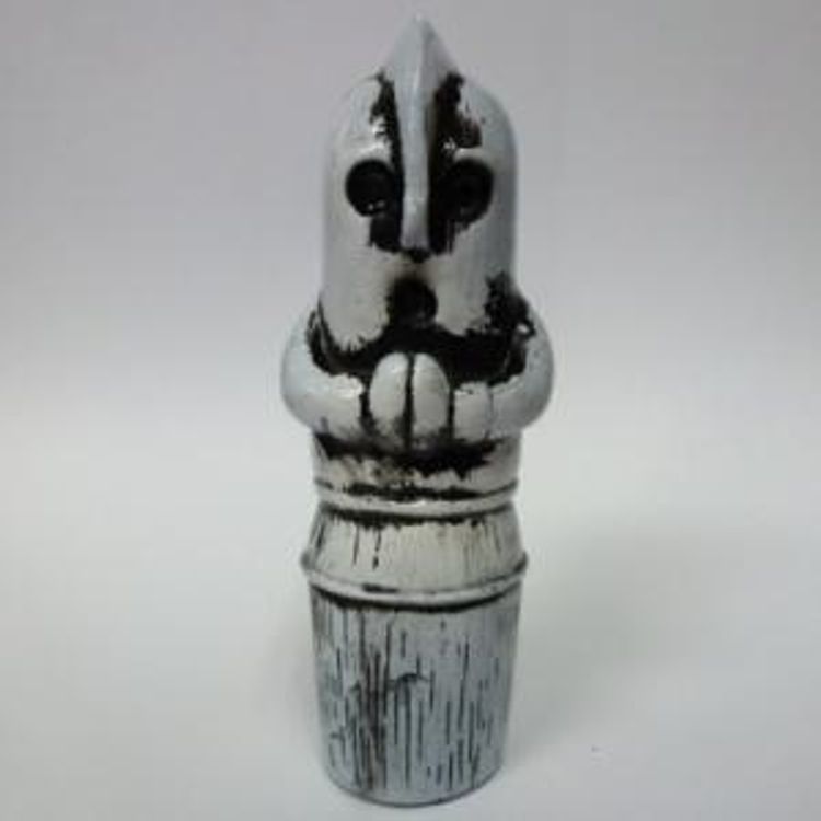 Rodriguez - White by Real X Head (Mori Katsura)