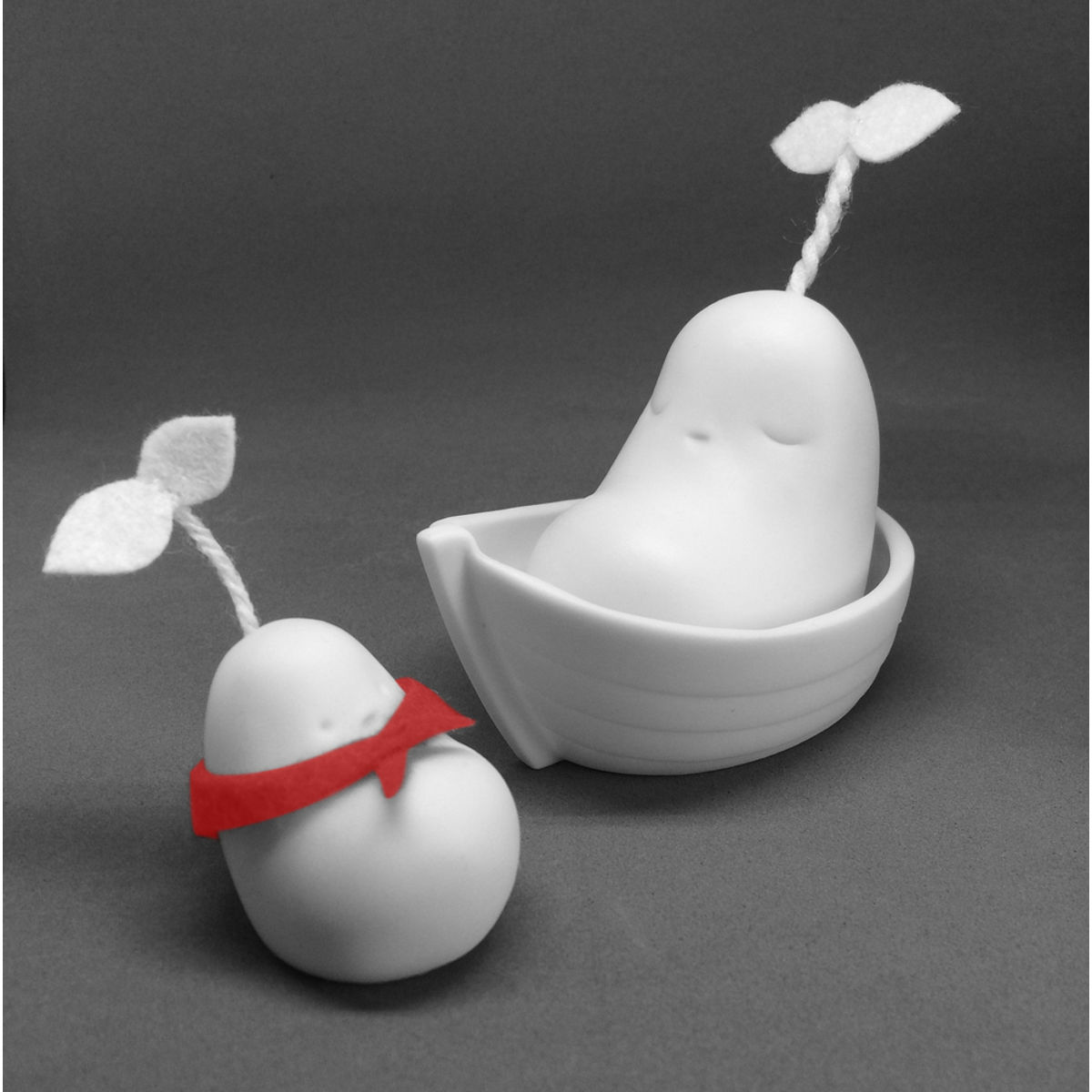 Moon Seedling - Red Scarf