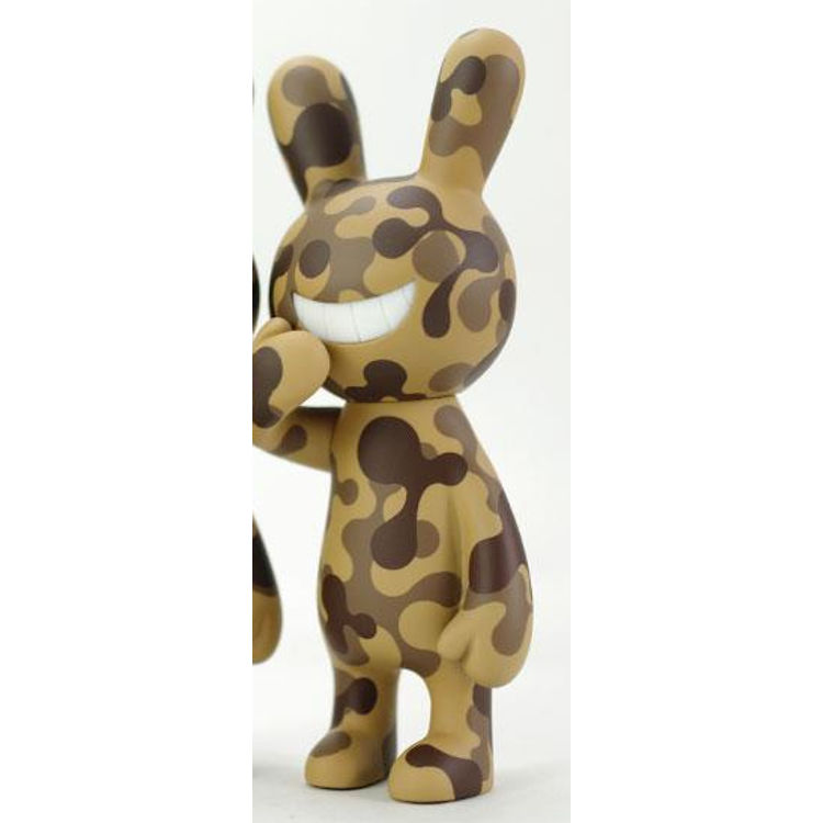 BLACK RABBIT - CAMOUFLAGE VER. - desert by Tadayuki Iwa (Black Rabbit)