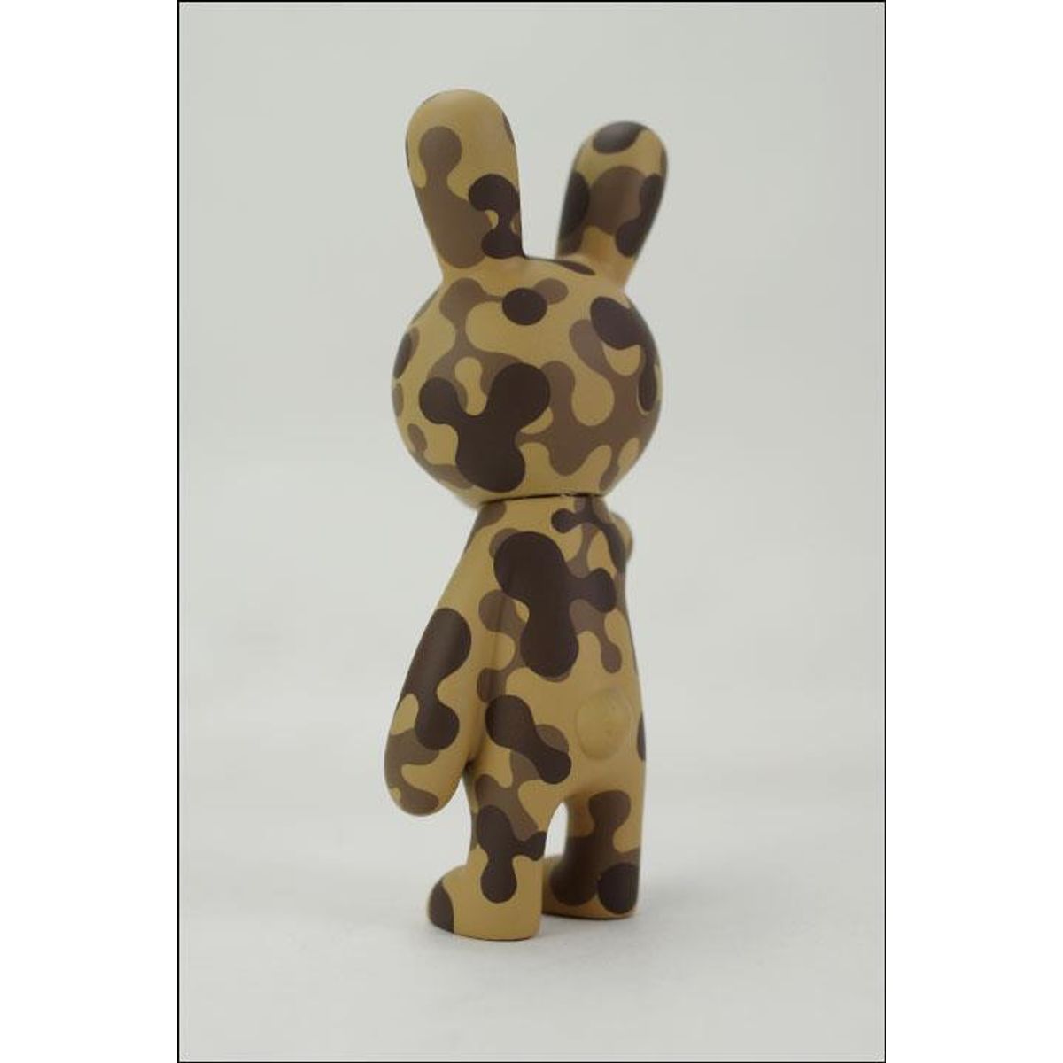 BLACK RABBIT - CAMOUFLAGE VER. - desert