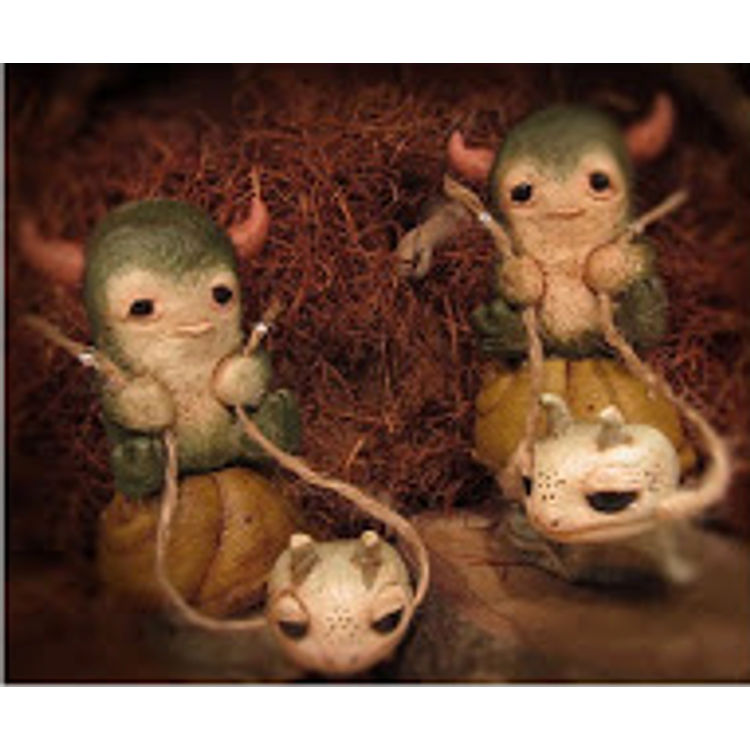 Sicklings snail Riders - mulberry by Yosiell Lorenzo