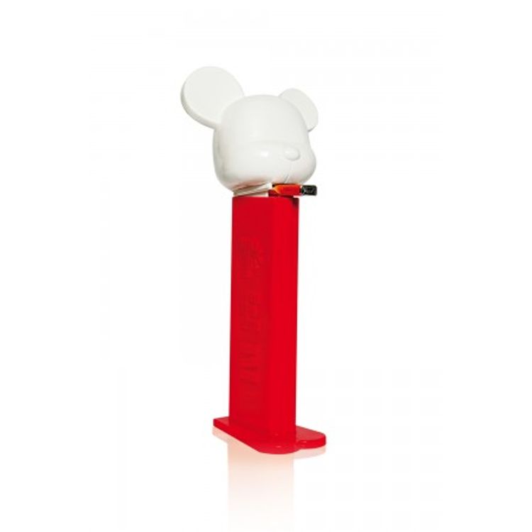 QB-PEZ by JUAN REDON