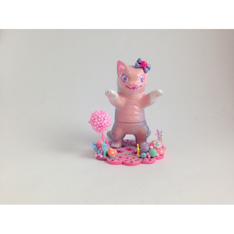 Kaiju of Candy Mountain by Konatsu Koizumi