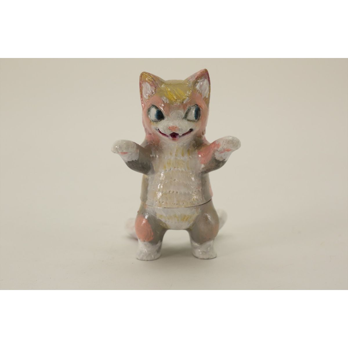 Yumi Moriwaki custom painted Negora