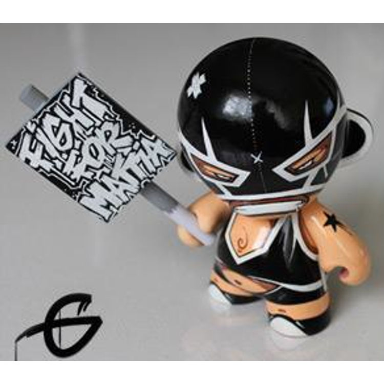 unique custom munny by Gangtoyz (Cpassek)