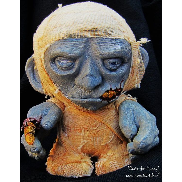 Boris the Munny by Invictus Art