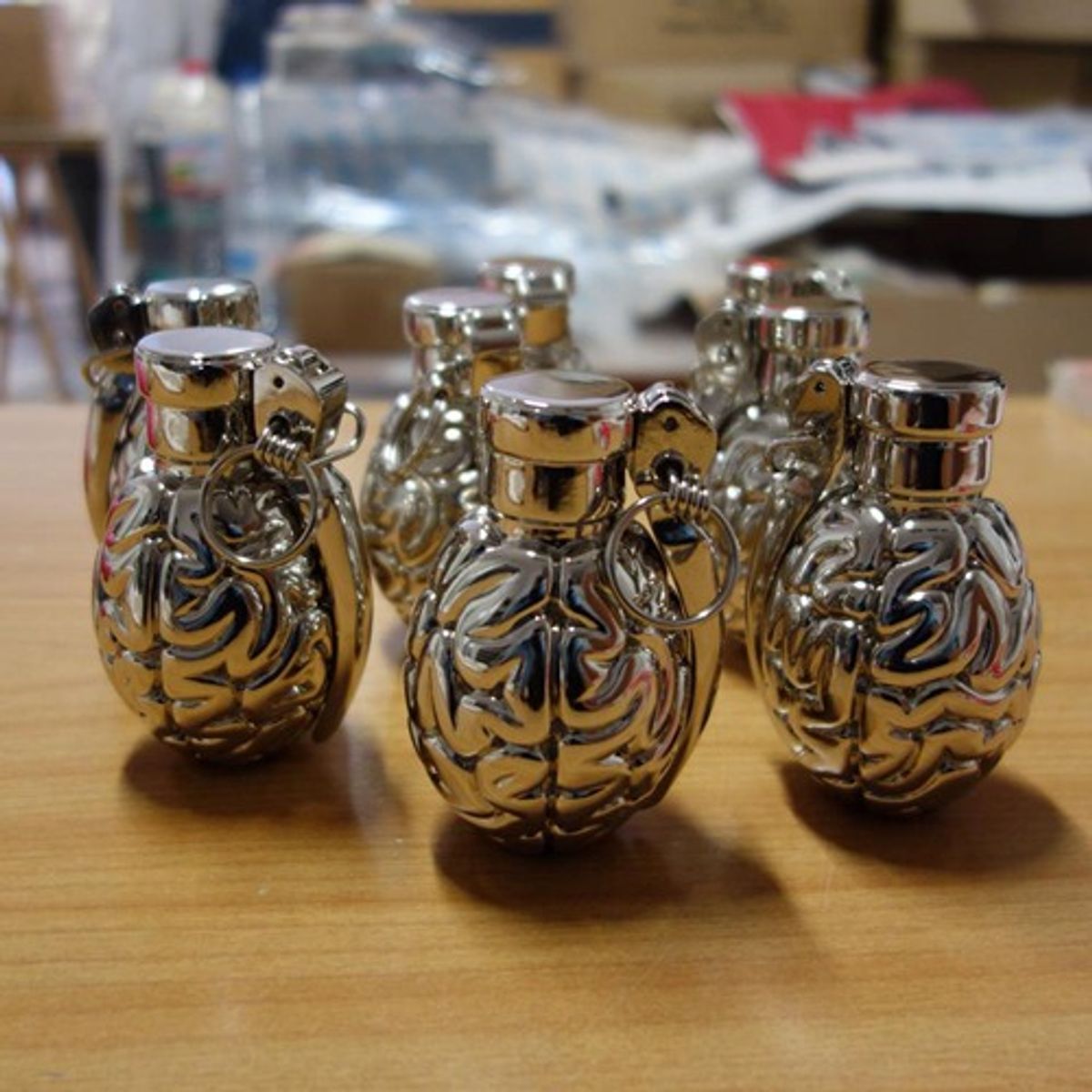 Tomenosuke – Exclusive Chrome Brainade