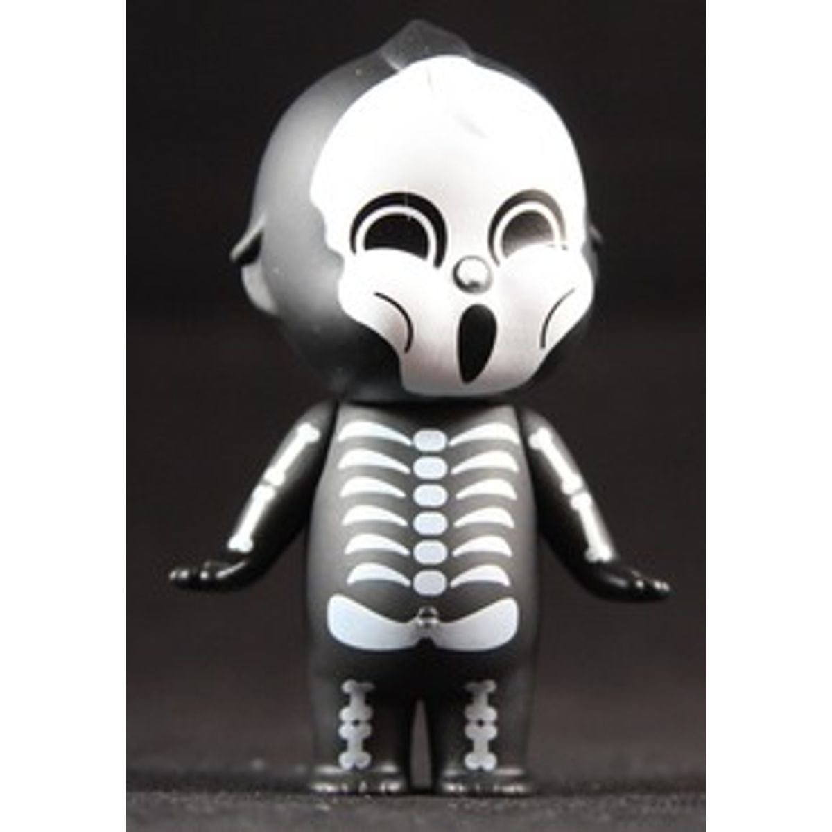 GEE - sorry angel - Series 1 - Skull