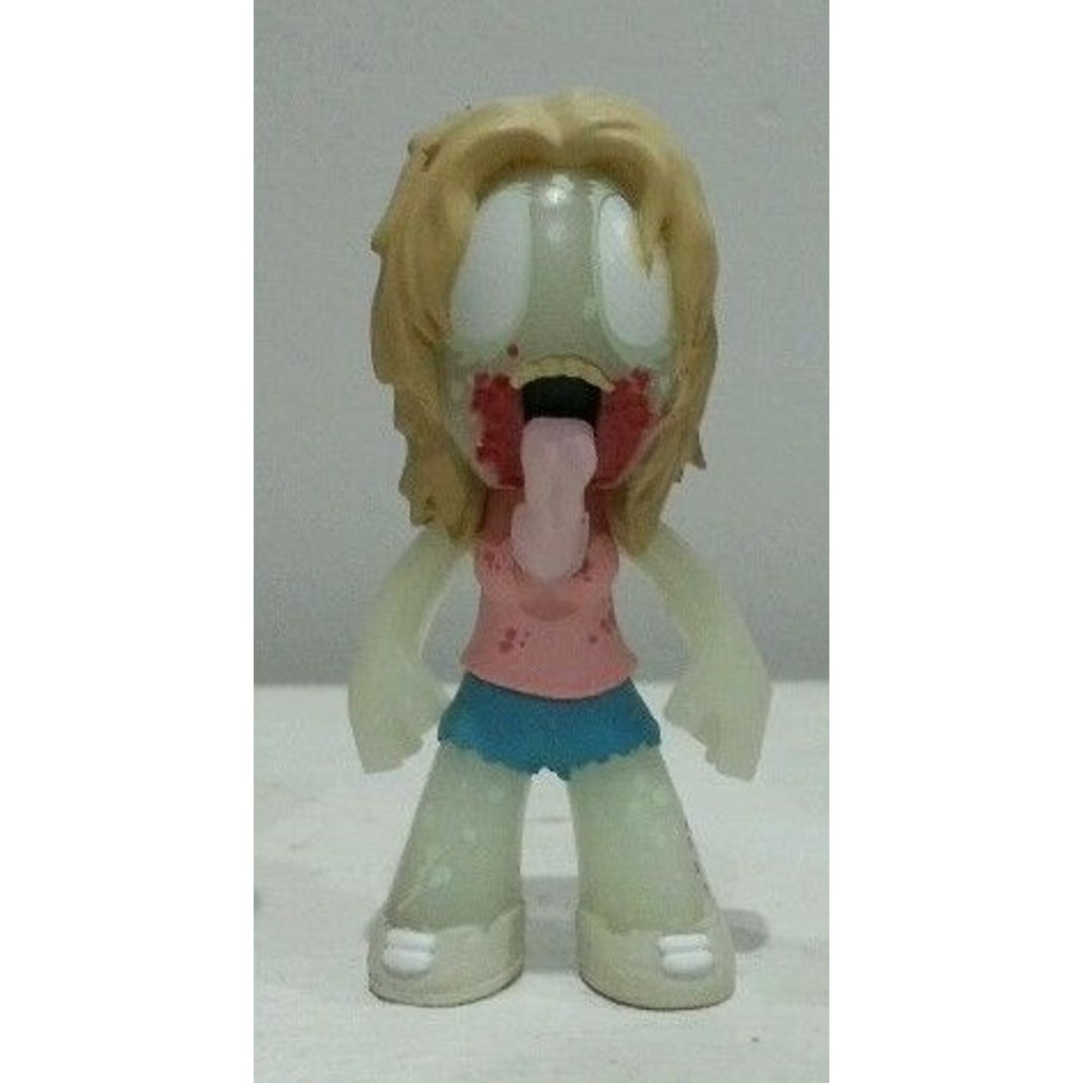 Walking Dead Series 2 - Penny (Glow in the Dark)