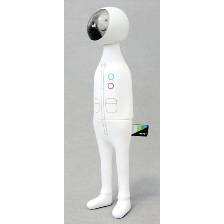 Addi (astronaut) White by Yuta Osugi