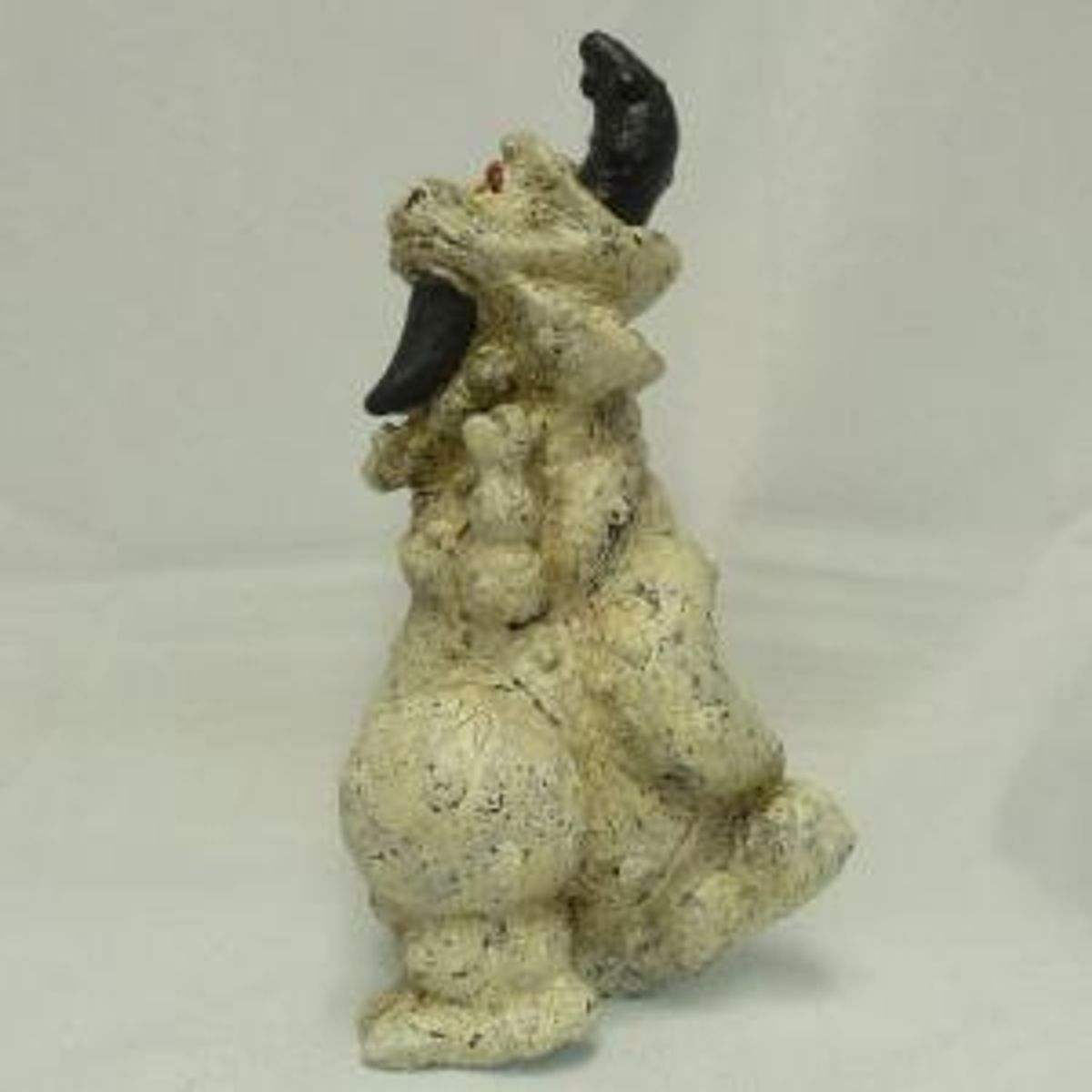 peace Gon monochromatic white system