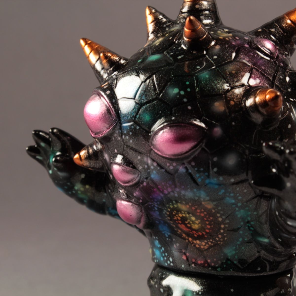 Kaiju Eyezon Mini Galaxy Style