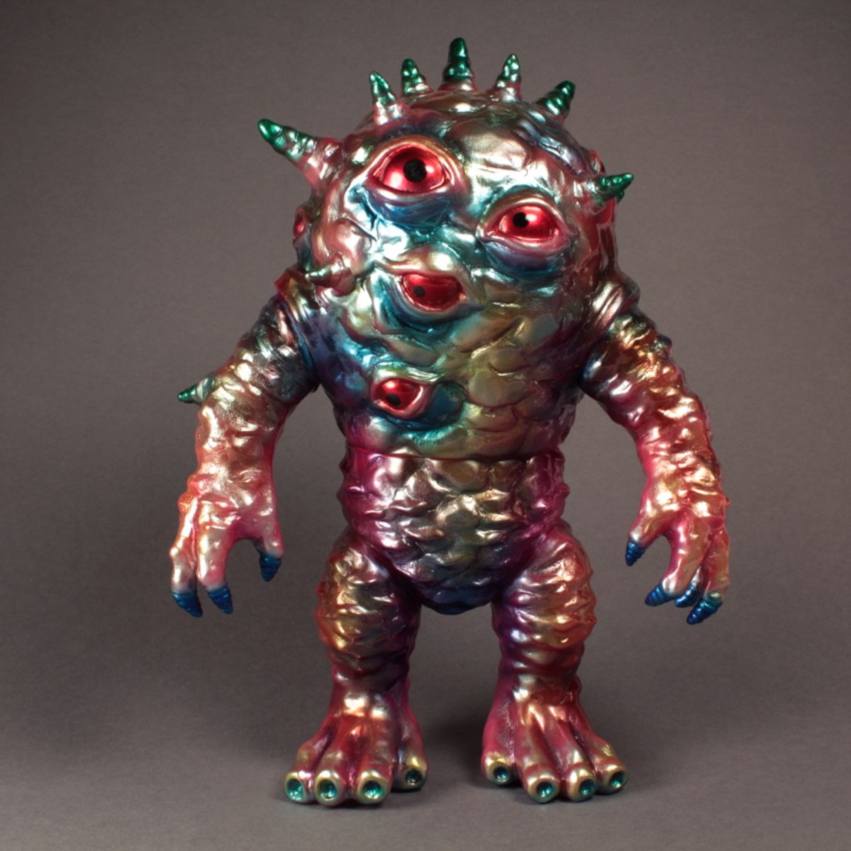 Kaiju Eyezon Metallic