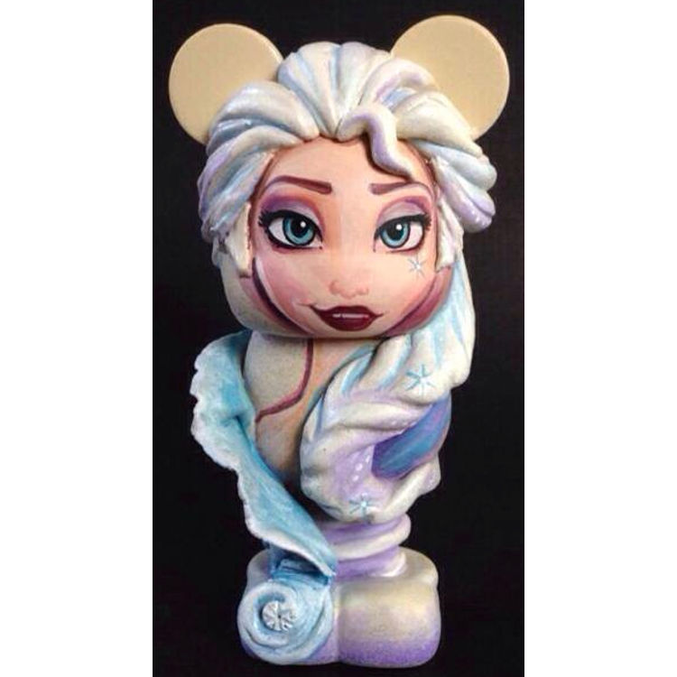 Elsa by Jennifer Bednarski