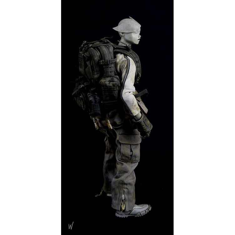 Tomorrow King Interheavy - IH002 by Ashley Wood