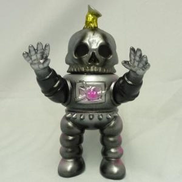 ASTRO SKULLBOT -Black by Kenth Toy Works