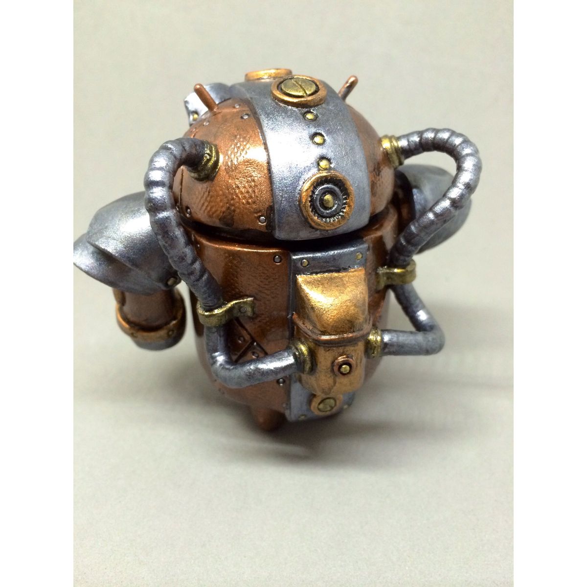 Steampunk'd Power Pack and Tubes Android Bronze