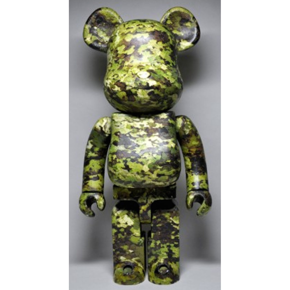 Toy Tokyo / POPprolific Be@rbrick 1000%