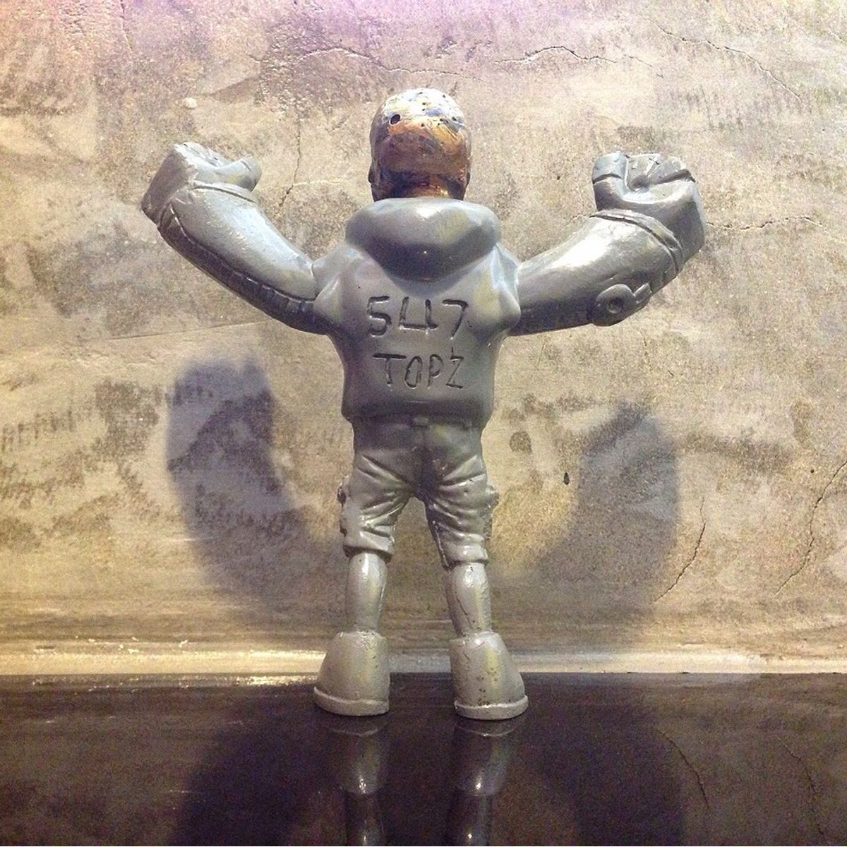 SKULL BIGFIST (GRAY COLOR)