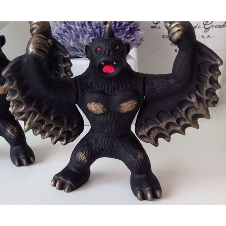 Kruzz Black & Gold by Ministry of Kongz