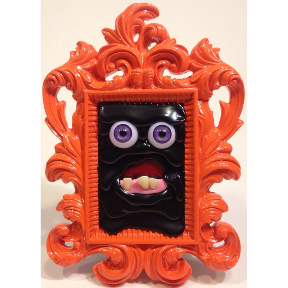 MeltMonsterPortraits - black/orange