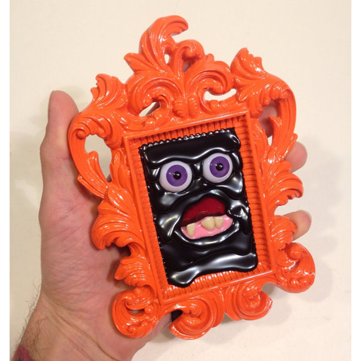 MeltMonsterPortraits - black/orange