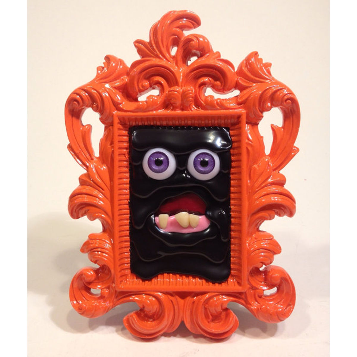 MeltMonsterPortraits - black/orange