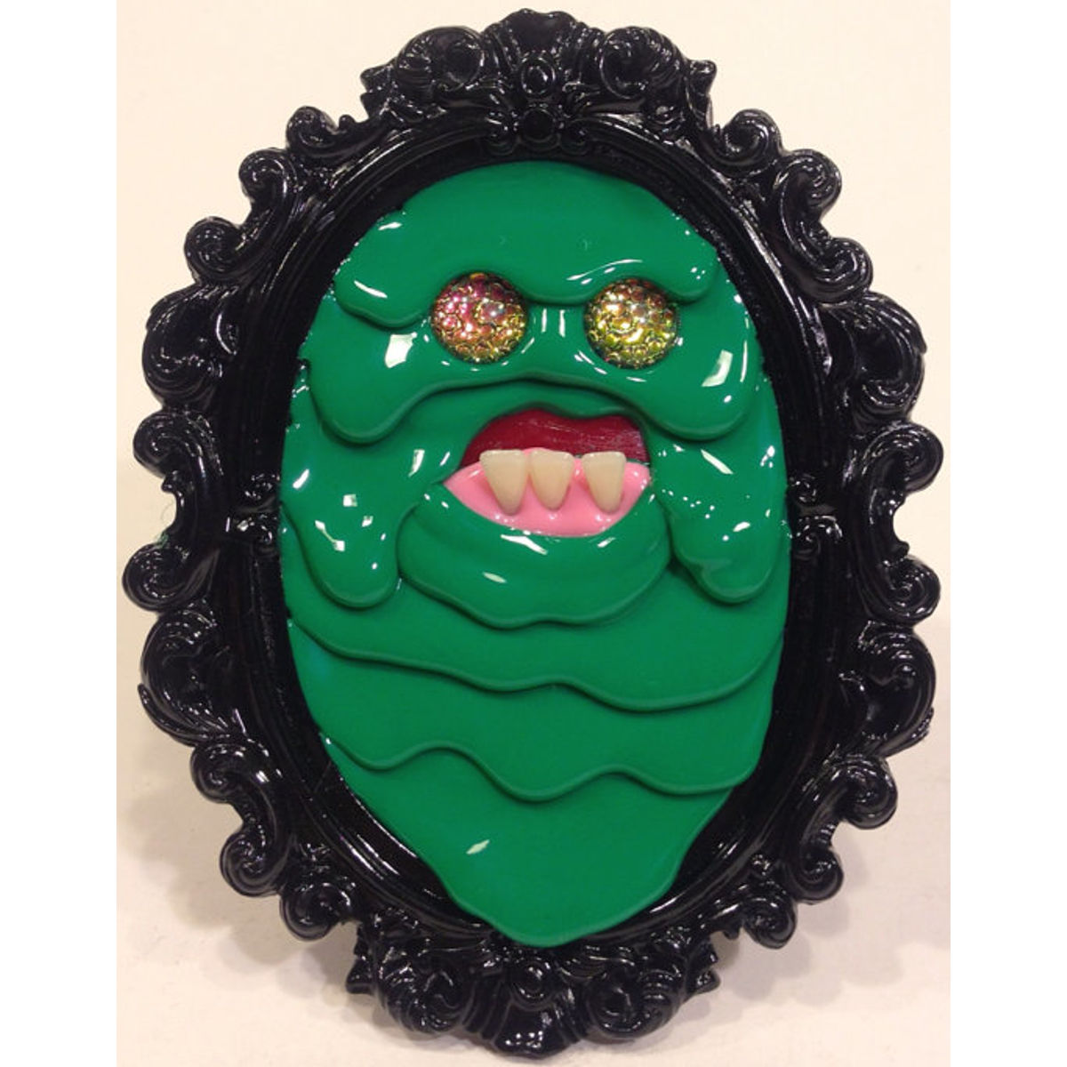 MeltMonsterPortraits - green/black