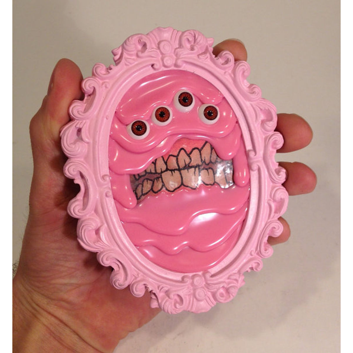 MeltMonsterPortraits - pink/pink