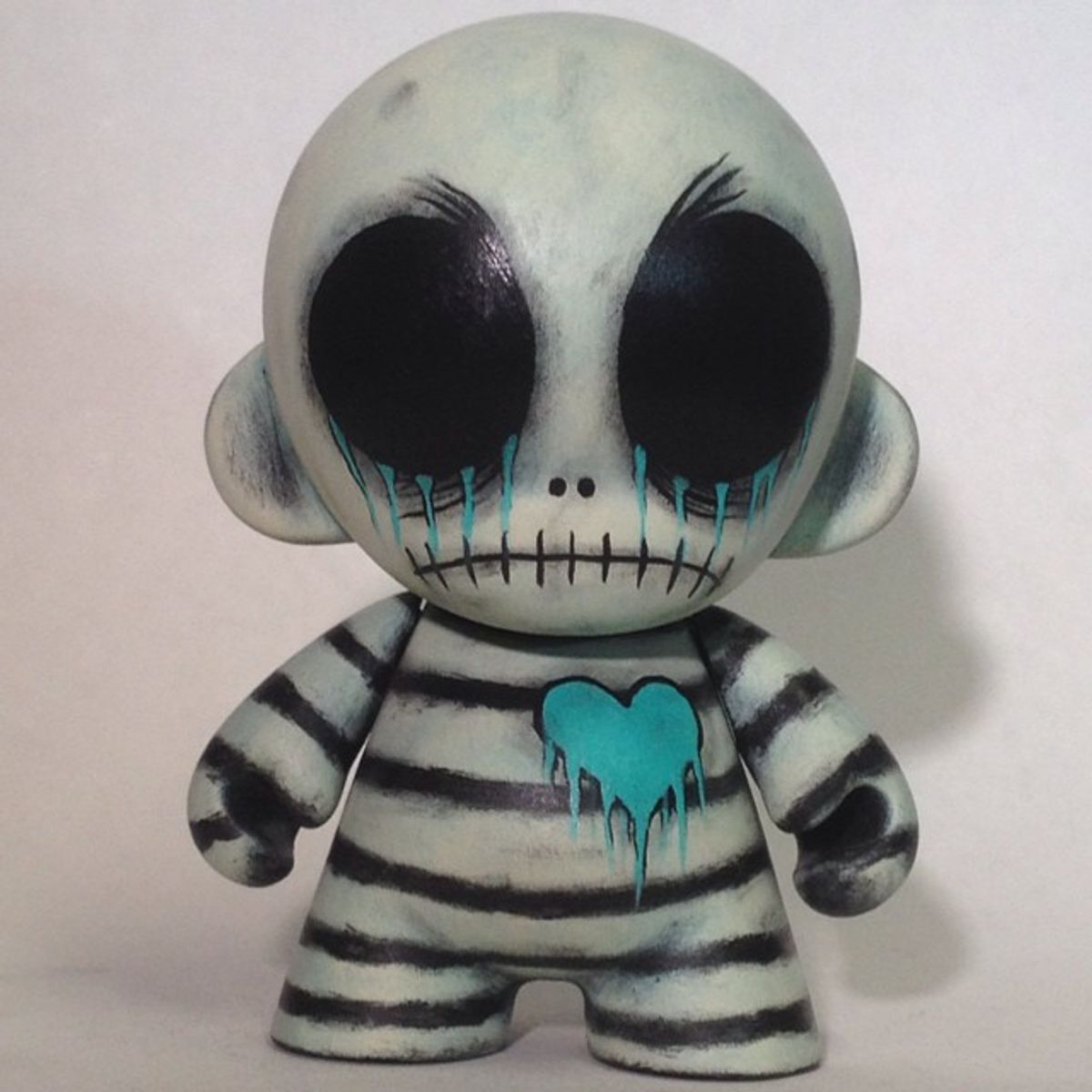 Fragile Am I [Blue Tears Edition]