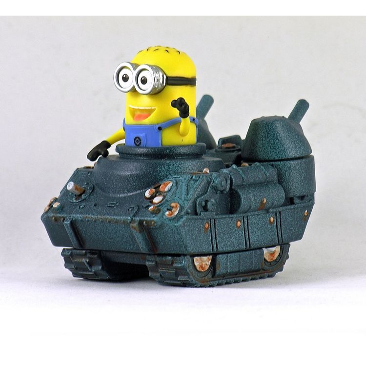 The Minion Tank by PlaSeeBo (Bob Conge)