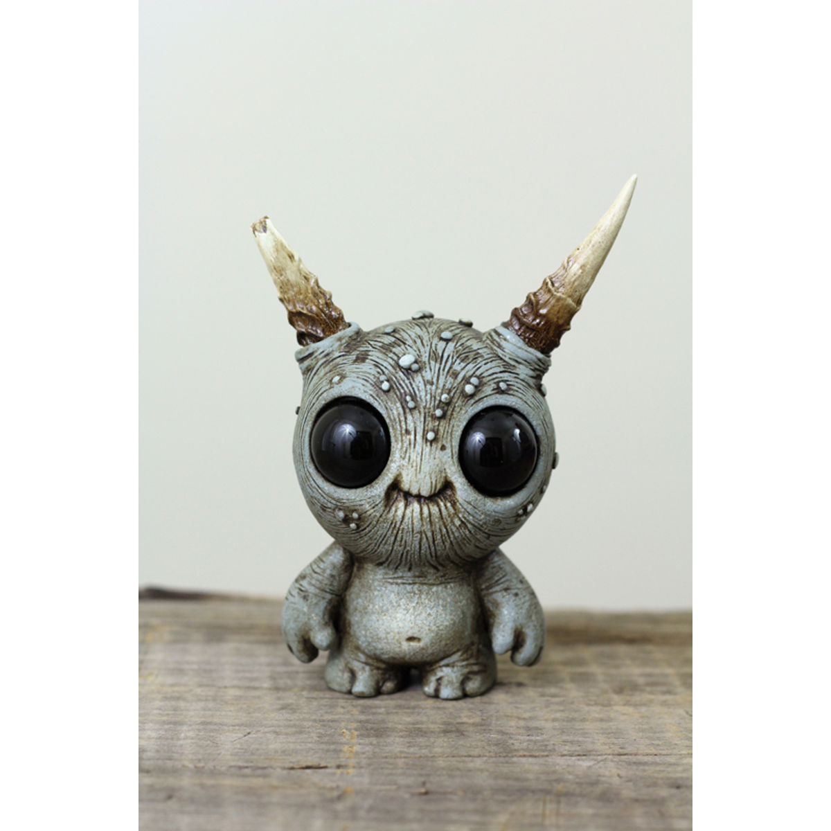 Horned Darkwood Grubthum