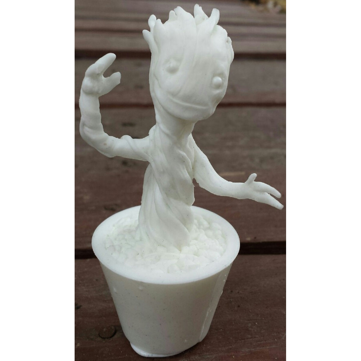 baby groot - blank