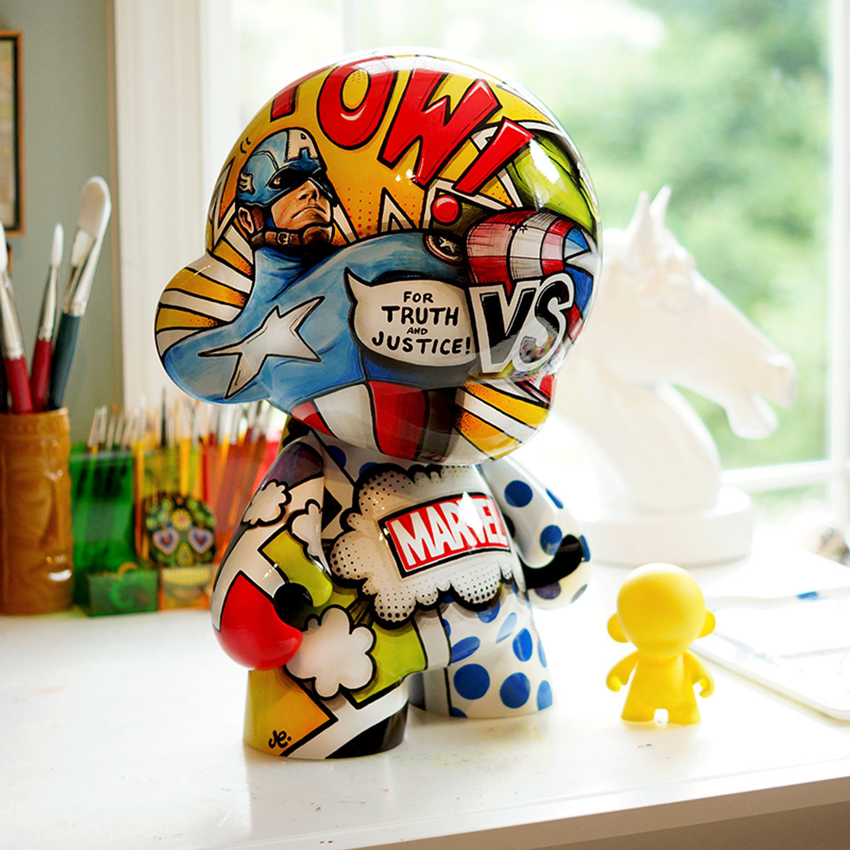 "Mega 52" - Hulk VS Captain America﻿