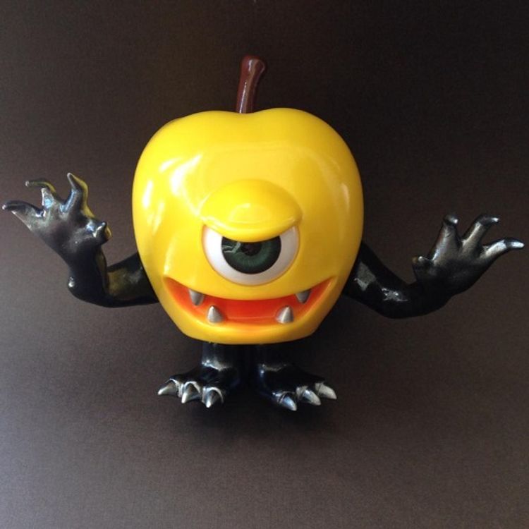 Adam-Answer - Yellow (angel abby Exclusive) by Rumble Monsters